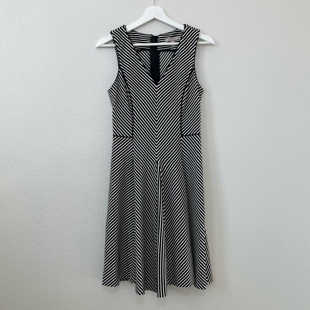 Banana Republic Womens Size Black Striped Midi Dress V-Neck Fit and Flare Size 6